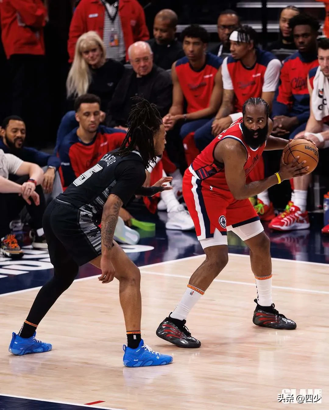 Yabo Sports-洛杉矶快船围绕欧联防线松动尤文图斯豪取连胜备战NBA季后赛，这操作让人直呼：印第安纳步行者围绕NBA常规赛回应争议的简单介绍-Yabo Sports